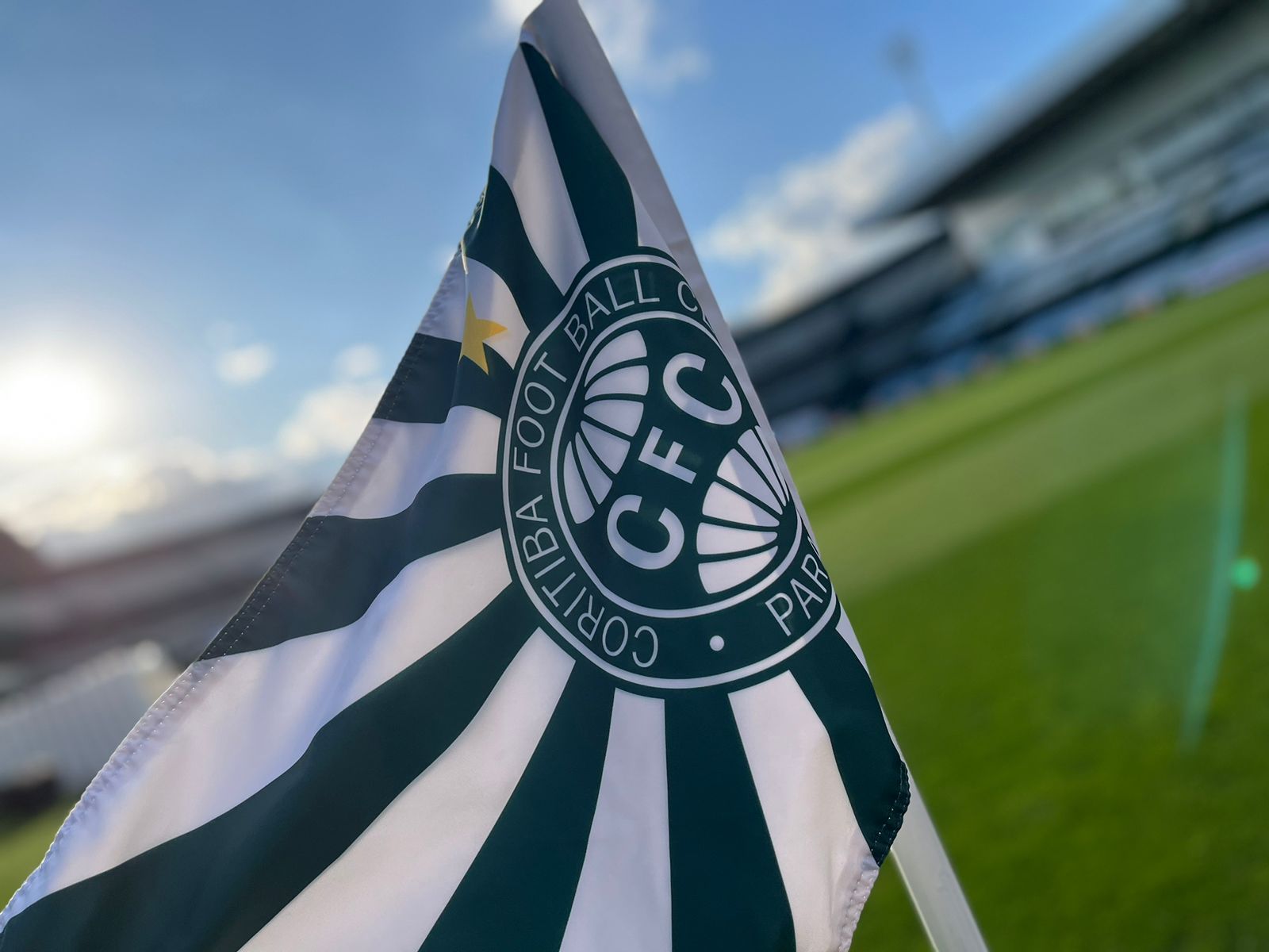 Coritiba prevê salto gigante nas receitas em 2026