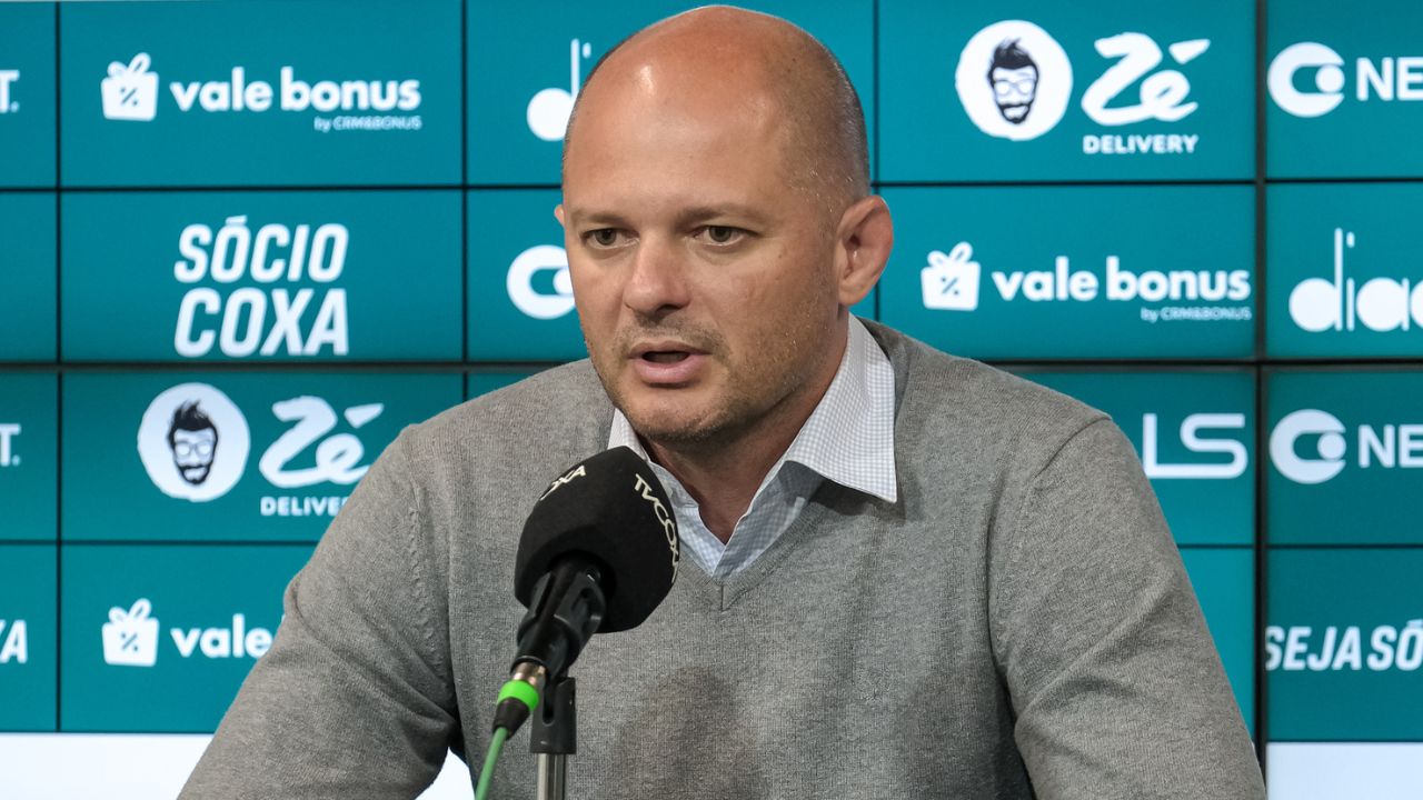 Coritiba apresenta proposta por artilheiro do Fortaleza