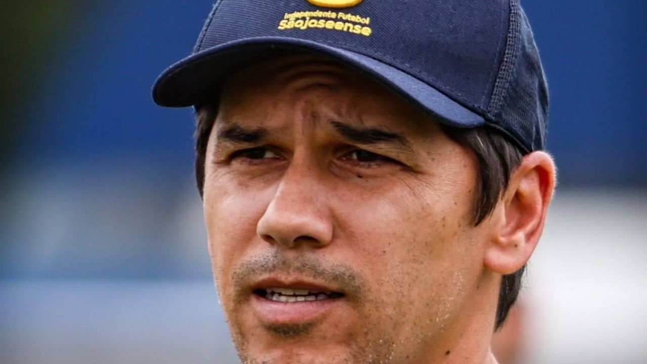 Ídolo do Paraná surpreende com demissão bizarra um dia após estreia em clube