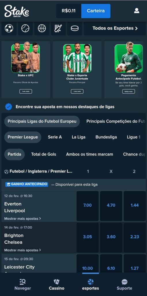Odds para jogos da Premiere League na Stake com ganho antecipado e banners de ofertas esportivas