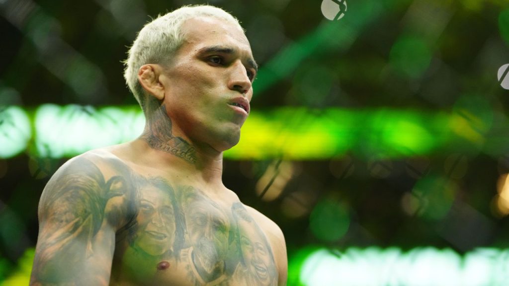 Charles do Bronx no UFC 317. Foto: Icon sport