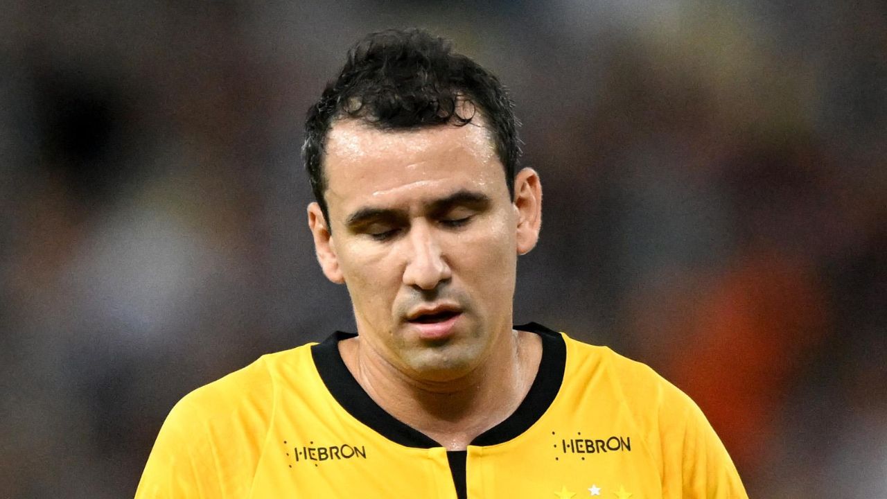 Ídolo do Athletico, Pablo entra na Justiça após ser rebaixado com clube para a Série B