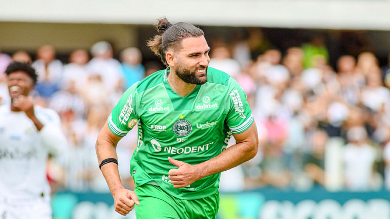 leo-gamalho-coritiba