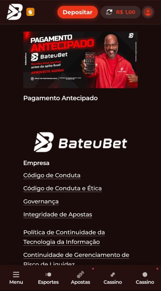 Oferta disponível na Bateu Bet com pagamento antecipado em futebol e seções de rodapé.