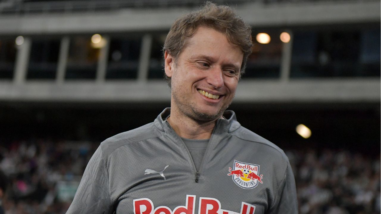 Novo técnico do Coritiba contribuiu para rebaixamento do Athletico