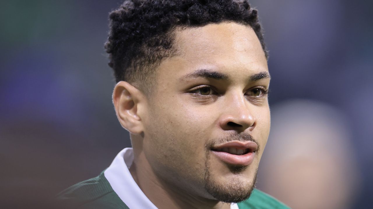 Vitor Roque entra no ataque da seleção do Brasileirão do Bola de Prata