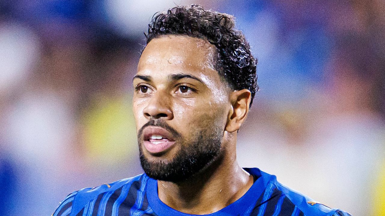 Renan Lodi agradece Athletico após treinos no CT do Caju