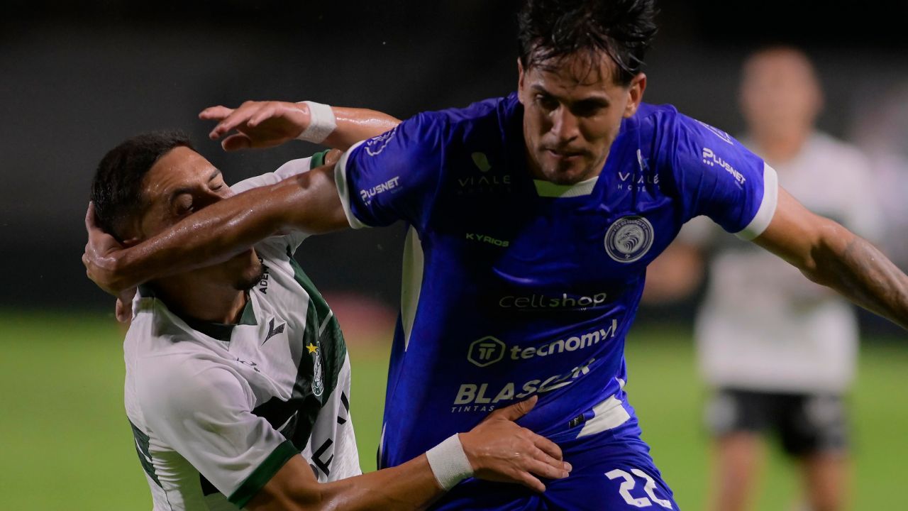 “Falhas custam carreiras”: Técnico do Coritiba faz duro alerta a jovens