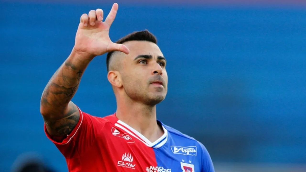 Paraná Clube mantém artilheiro para o Campeonato Paranaense