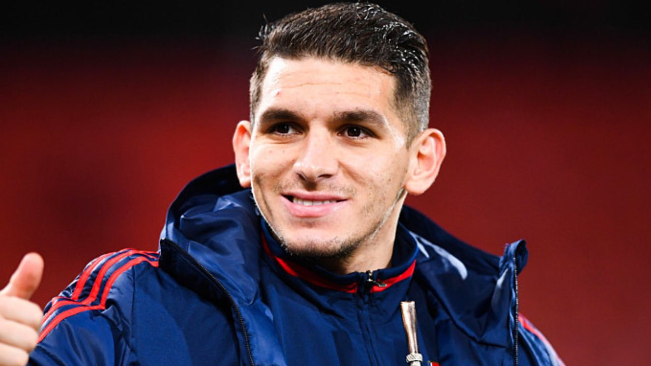 Confusão de empresário coloca astro ex-Arsenal ‘na mira’ do Athletico