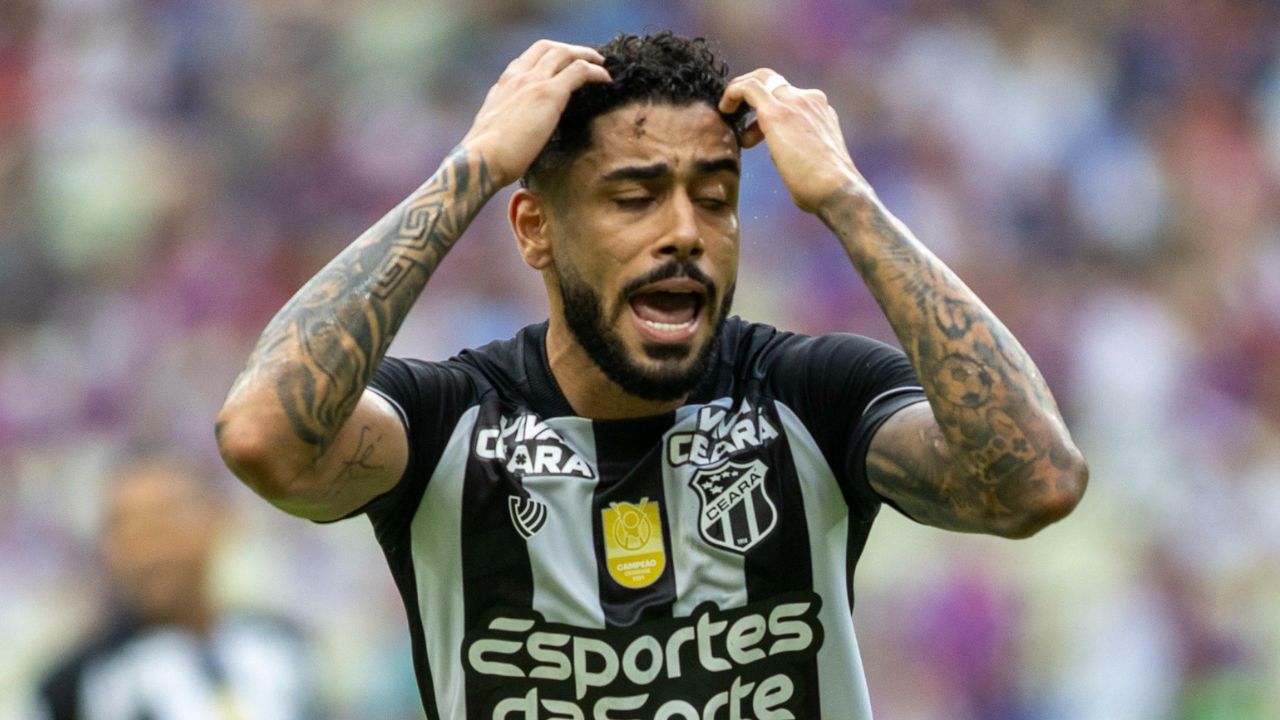 Coritiba sonda lateral que passou pelo Athletico para a disputa da Série A